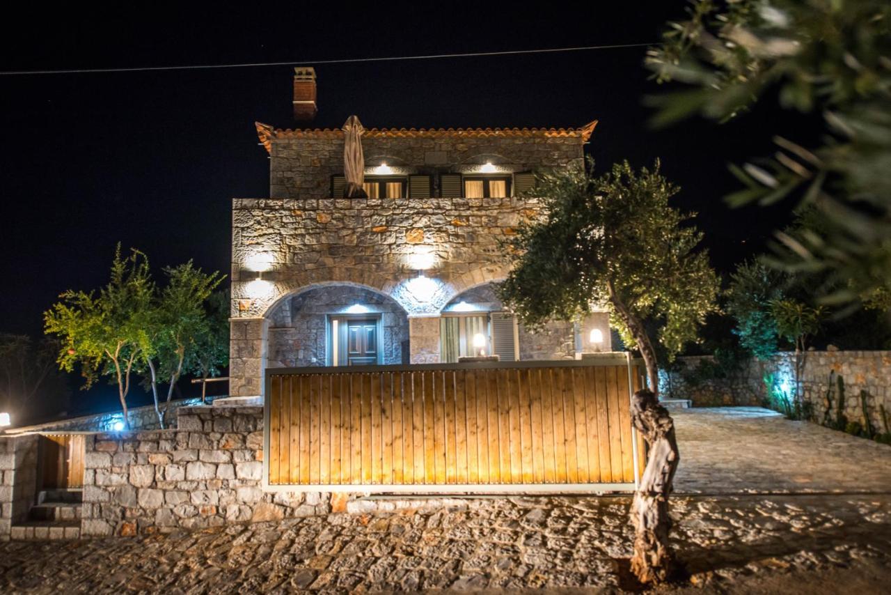 Villa Dosona Mani Riglia Exterior photo